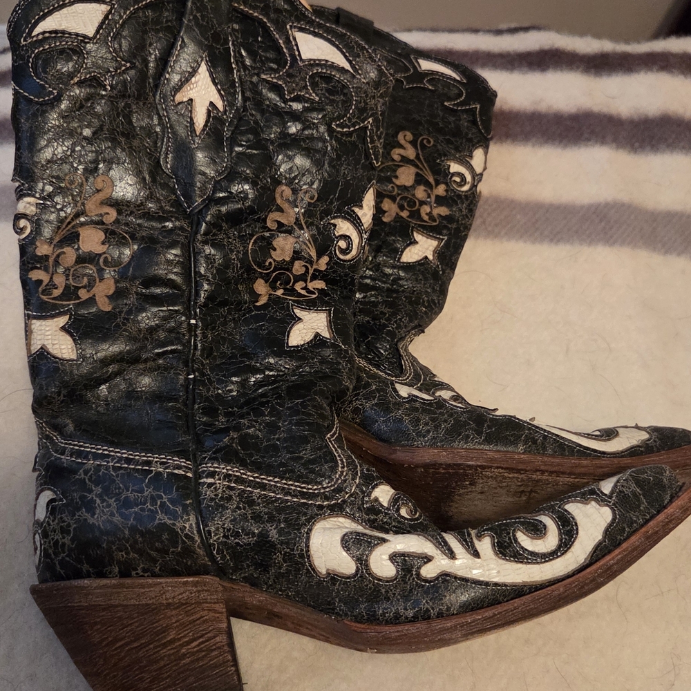 Corral Vintage Women's Western Embroidered Boots